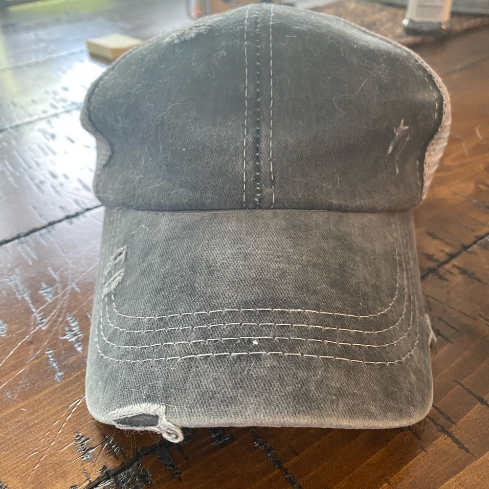 Cap